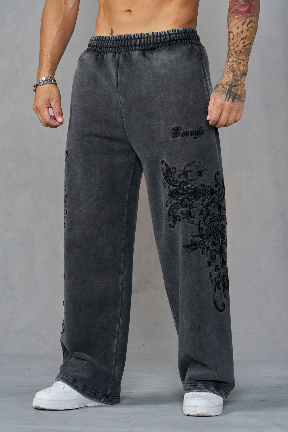 2061 - Threadmark Sweats - Grey Wash
