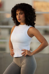 W4342 - Pulse Seamless Zip Tank