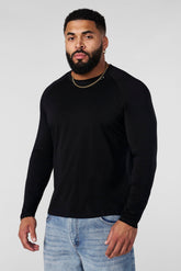 8033 - AeroTech Longsleeves - Black
