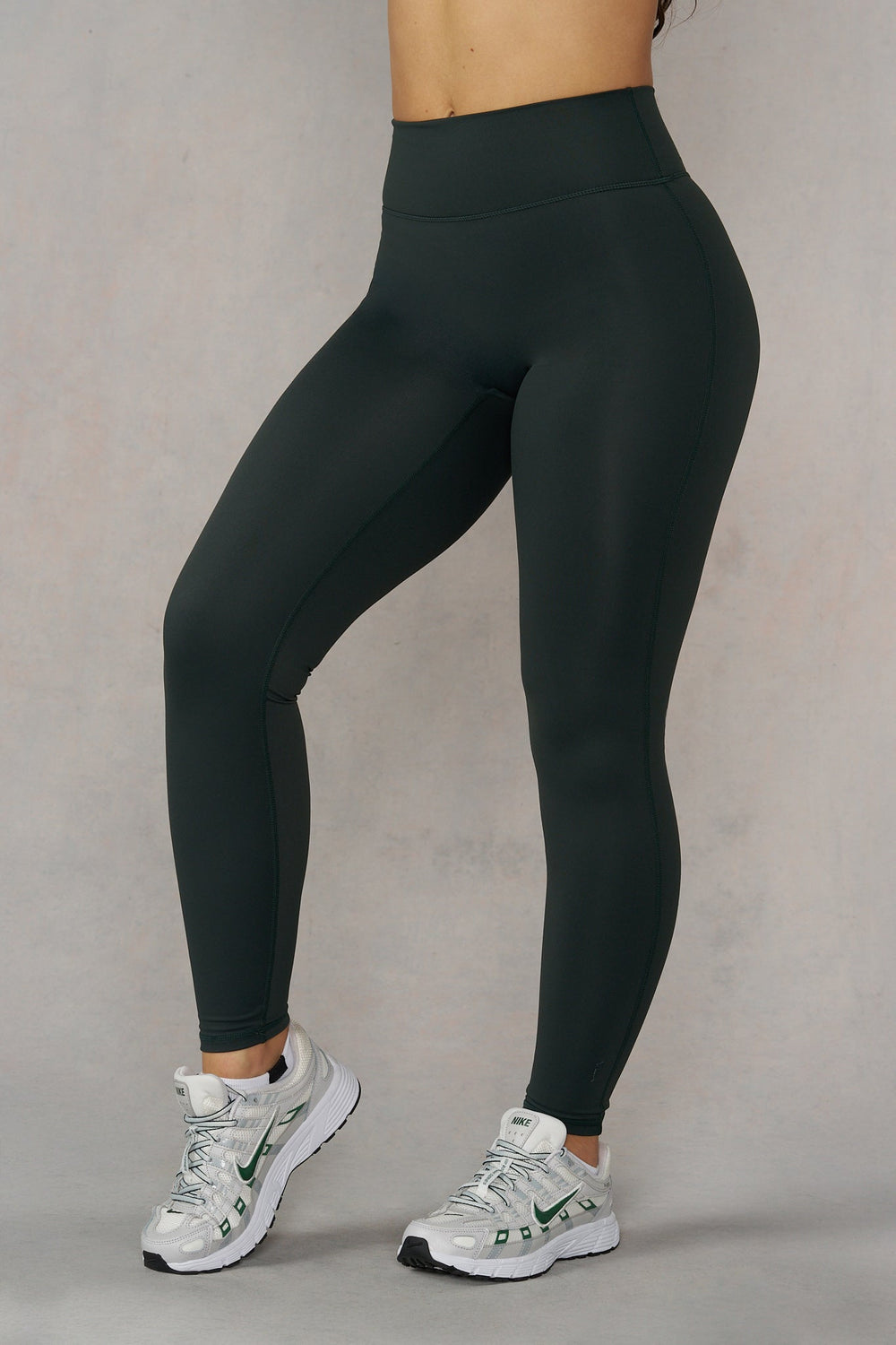 W2205 - Motion PWR Leggings - Carbon Green