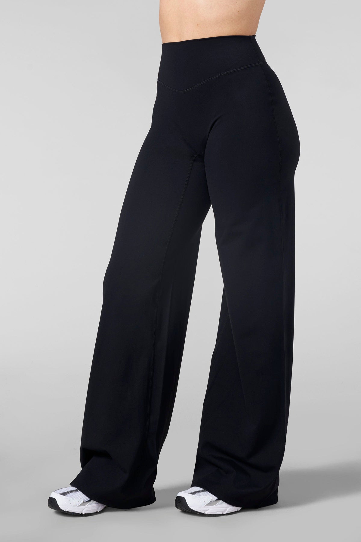 W2257 - Kove Wide Leg Flare Leggings (Regular) - Black