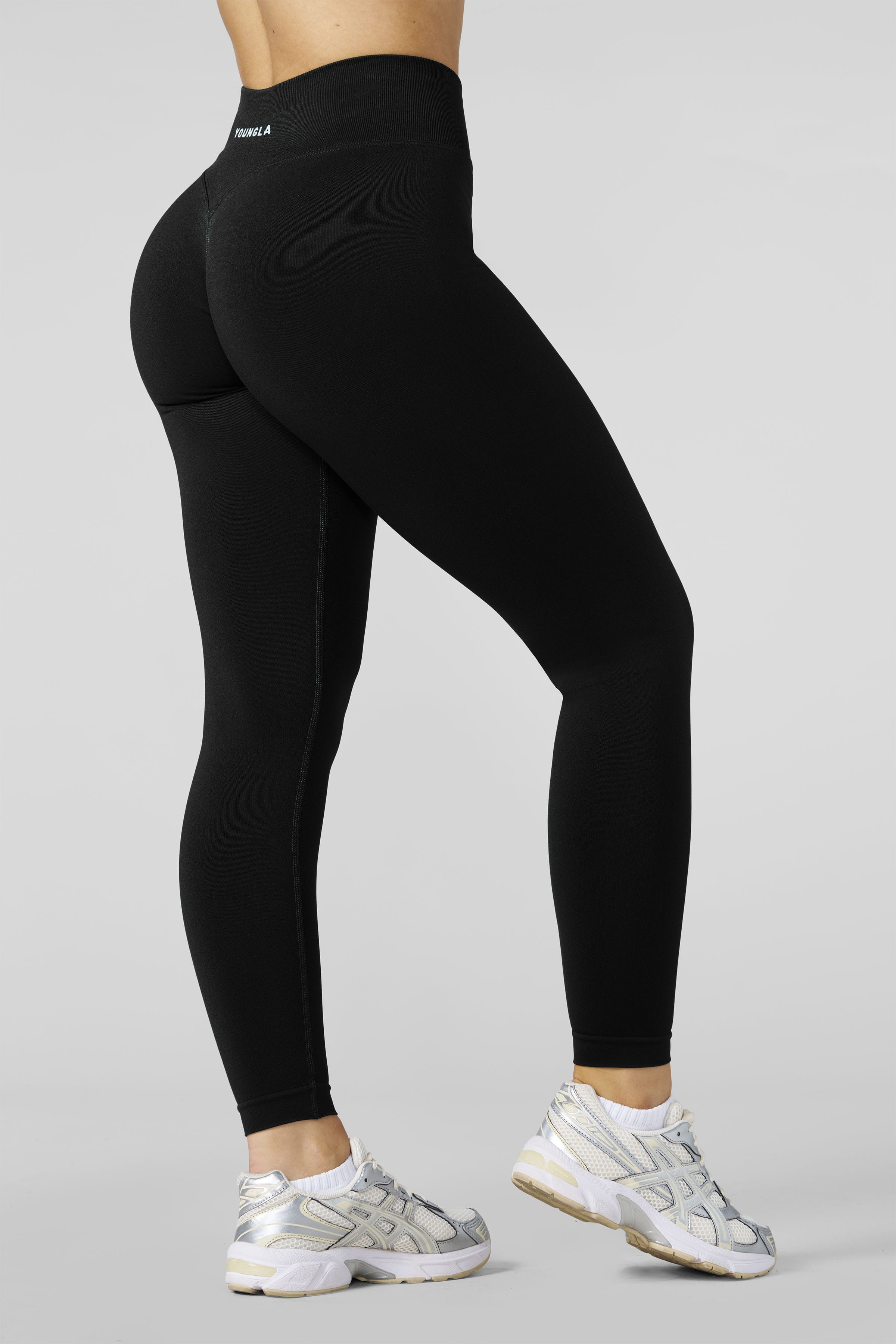 W233 - Curve Seamless Leggings - New Colors - Ebony Black