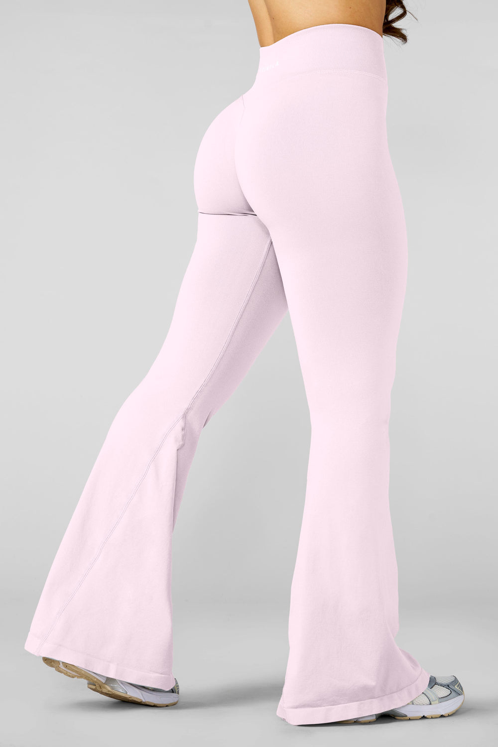 W2276 - Curve Seamless Flare Leggings (Short) - Pink
