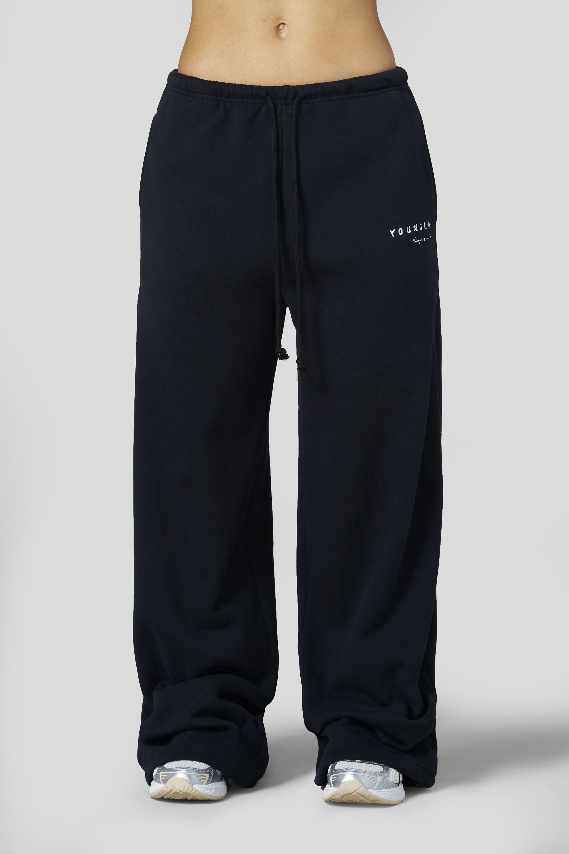 W2293 Comfort straight leg Joggers - Black