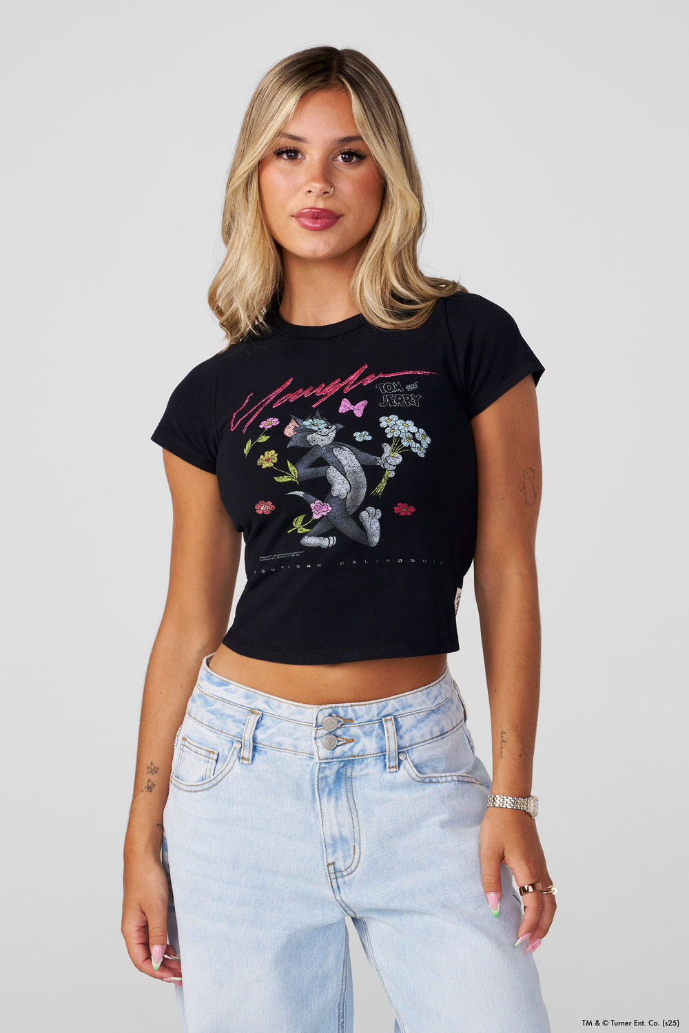 W405 Tom & Jerry Baby Tee - Tom in Bloom