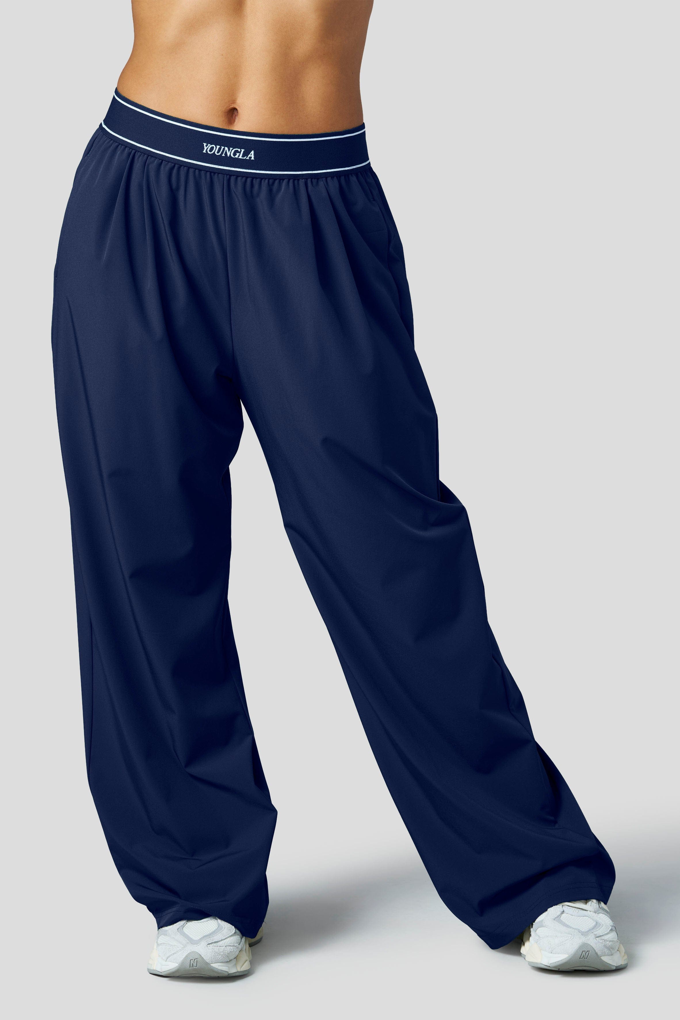 W2281 - Track Trouser - Navy
