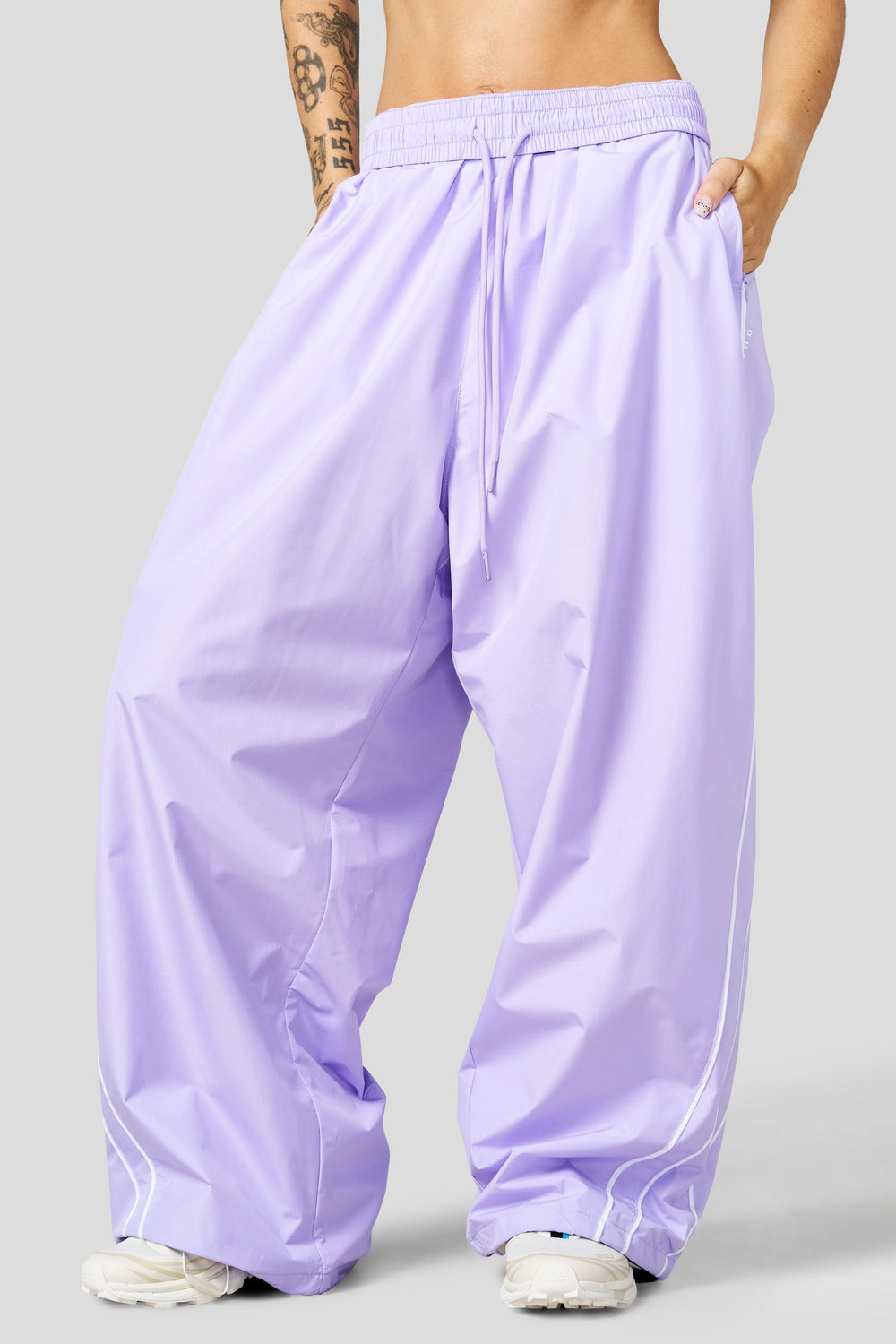W2300 - Elevate Track Pants - Lilac