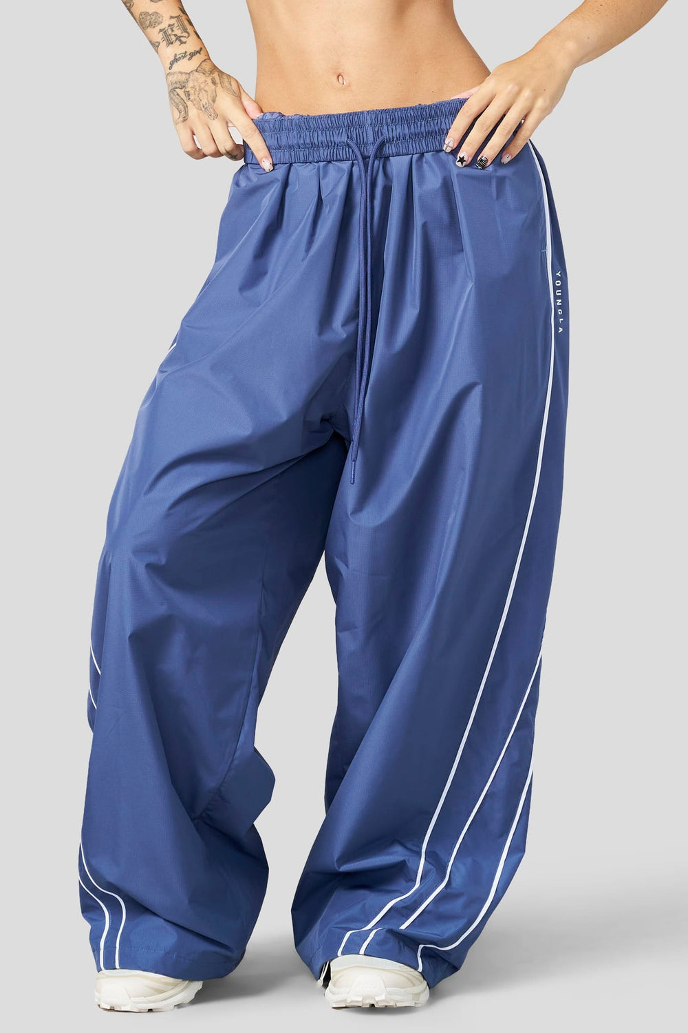 W2300 - Elevate Track Pants - Smoky Blue