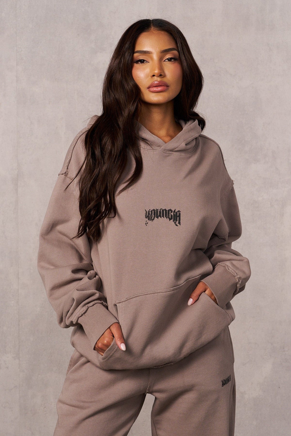 W549 Rebel Hoodie - Deep Taupe