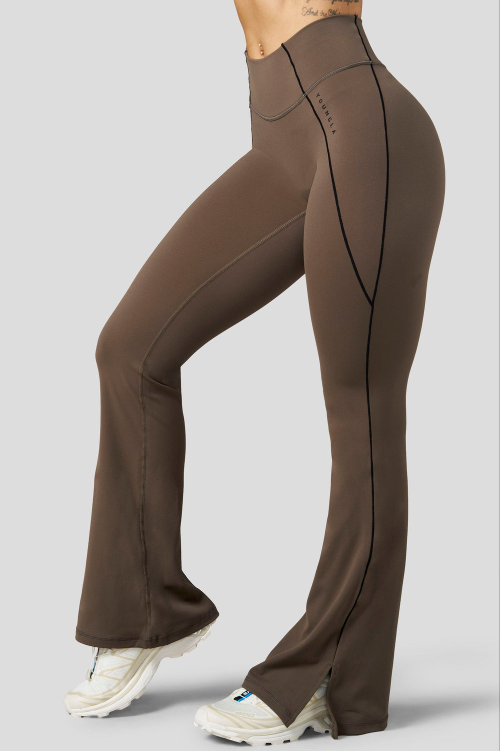 W2085 - Elevate Flare legging (Short) - Taupe