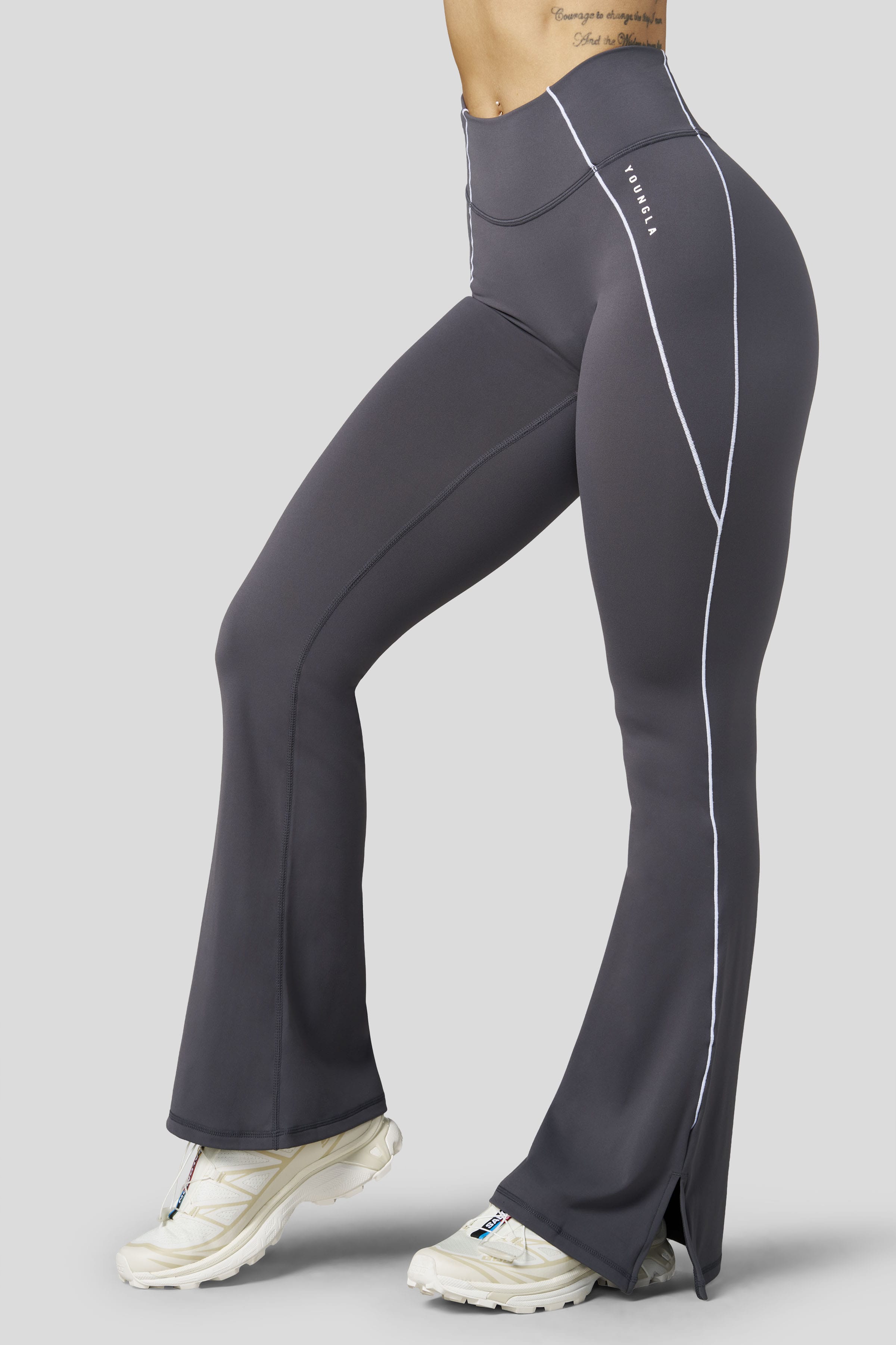 W2085 - Elevate Flare legging (Short) - Charcoal