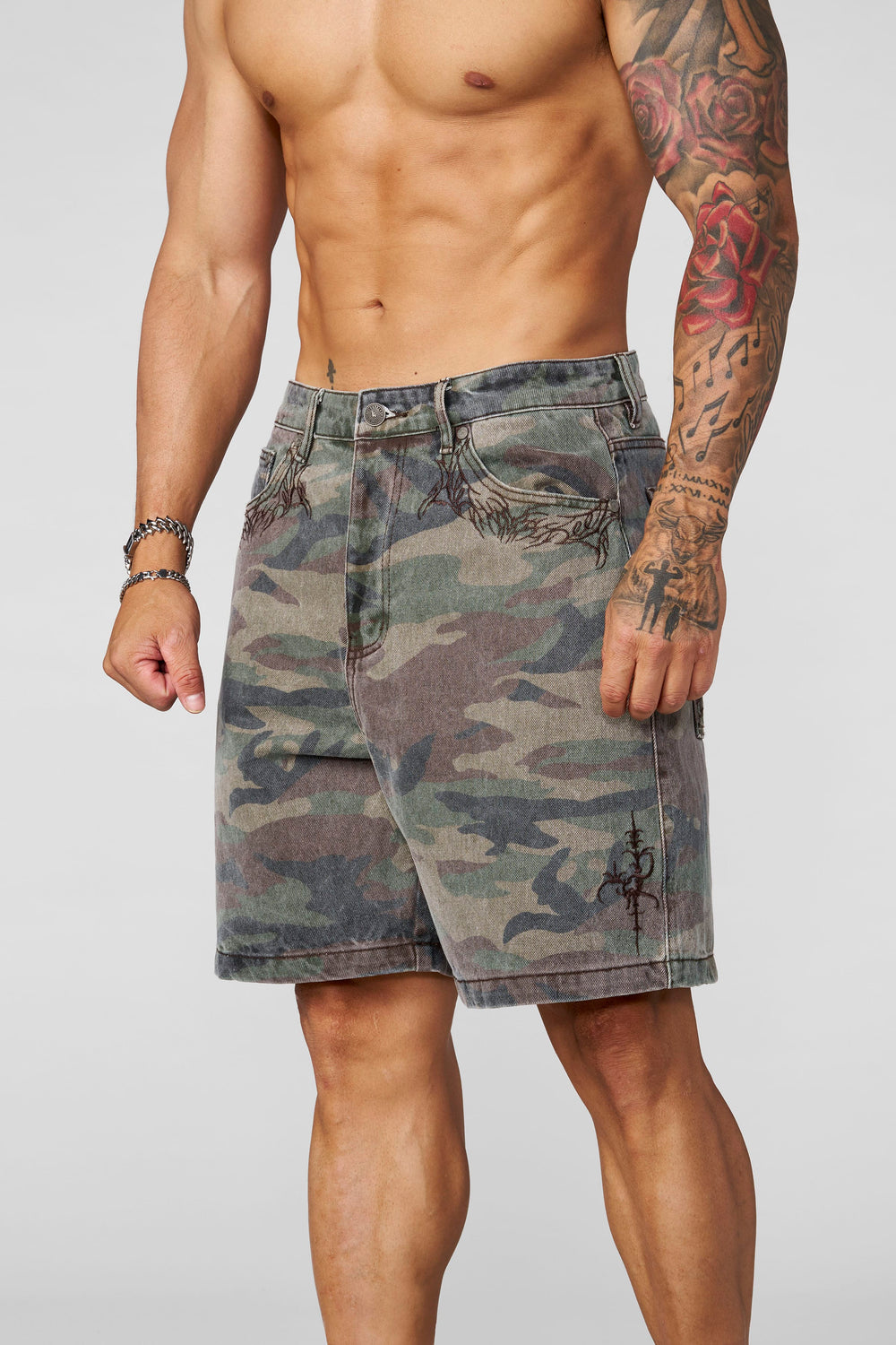 1025 - Phantom Embroidery Jorts - Army Camo