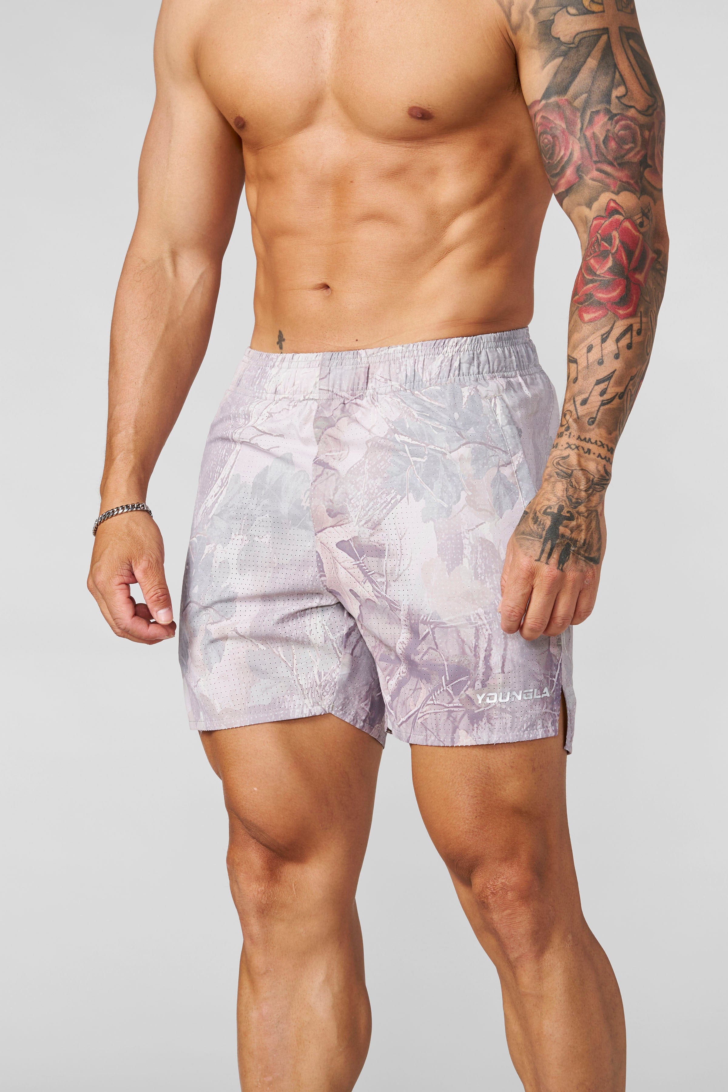 1028 - Weightless Shorts - Desert Tan Tree Camo