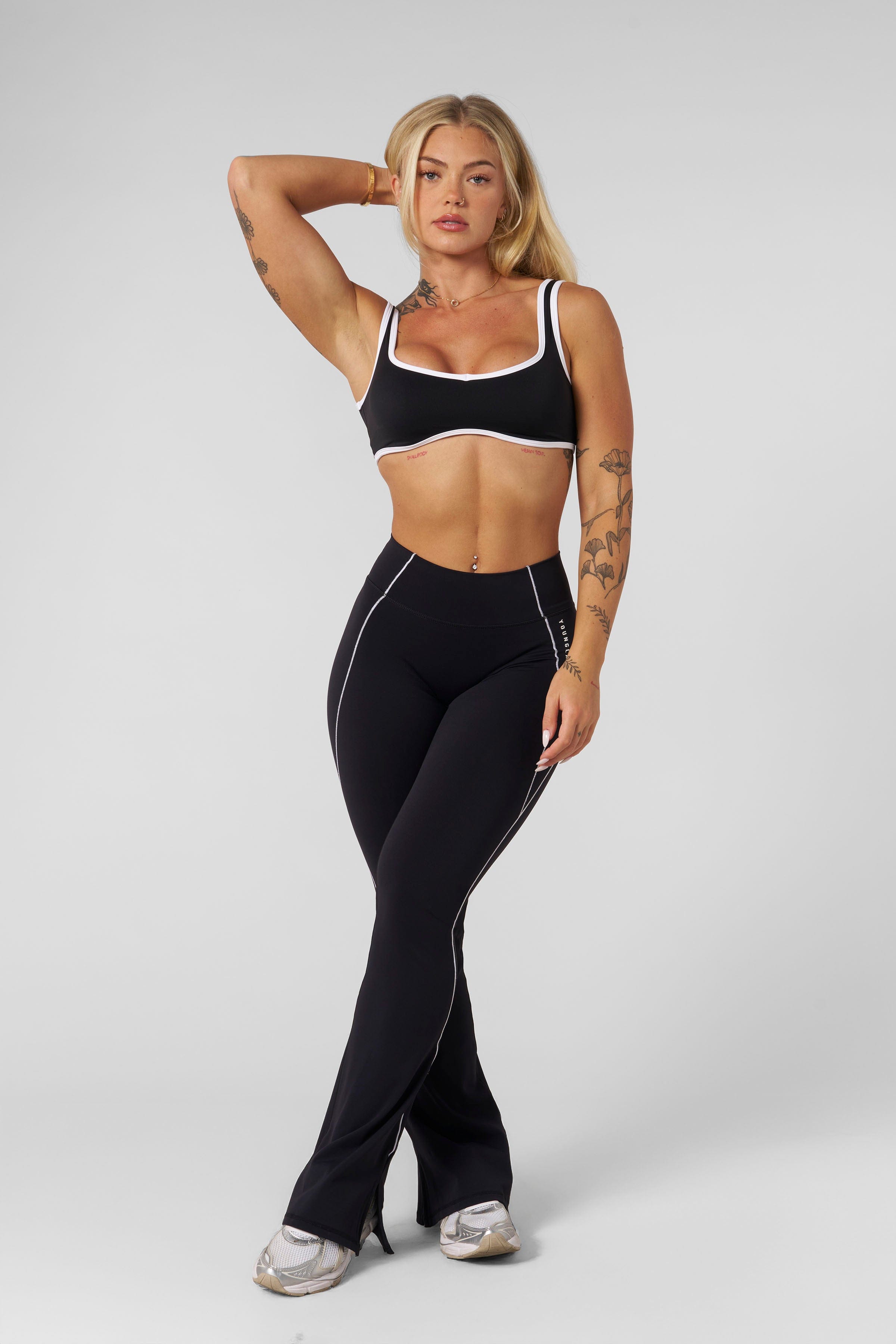 W285 - Elevate Flare Leggings
