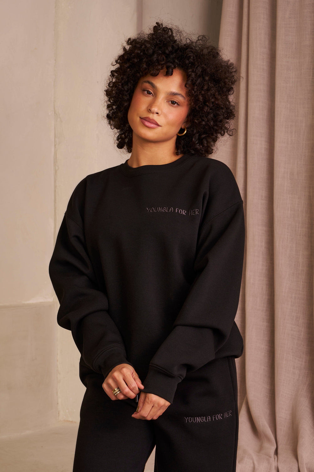 W5091 - Winter Crewneck - Black
