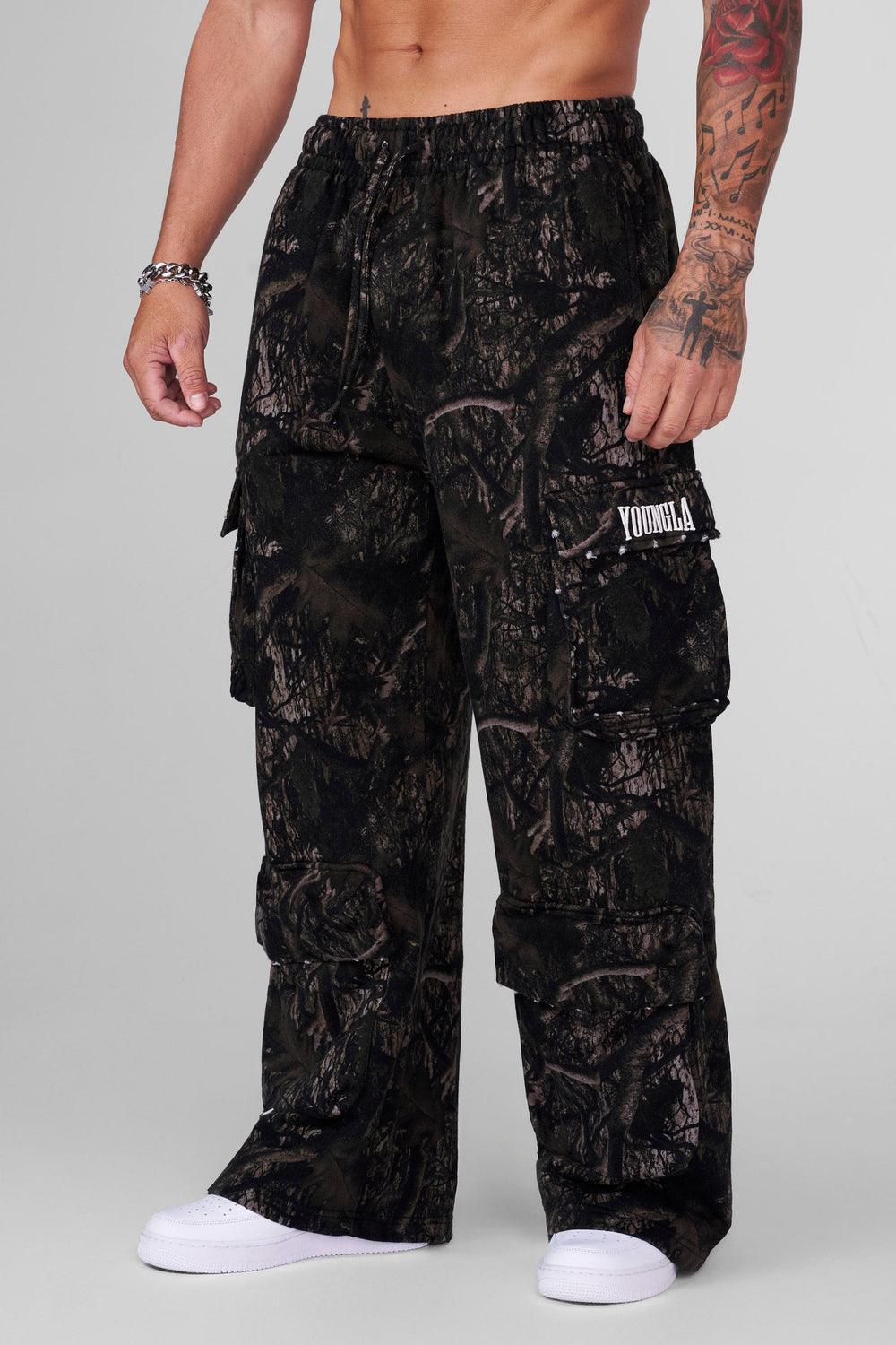 2033 - Heritage Cargo Sweats - Dark Tree Camo