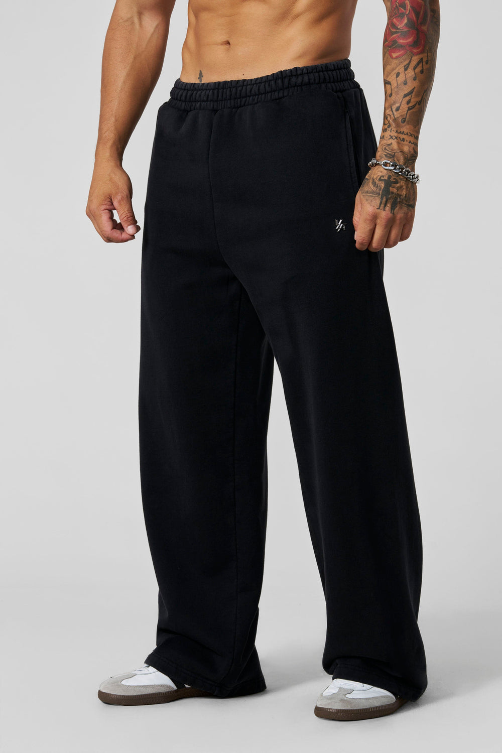 2067 - Elevated Essentials - Baggy Sweats - Black Wash