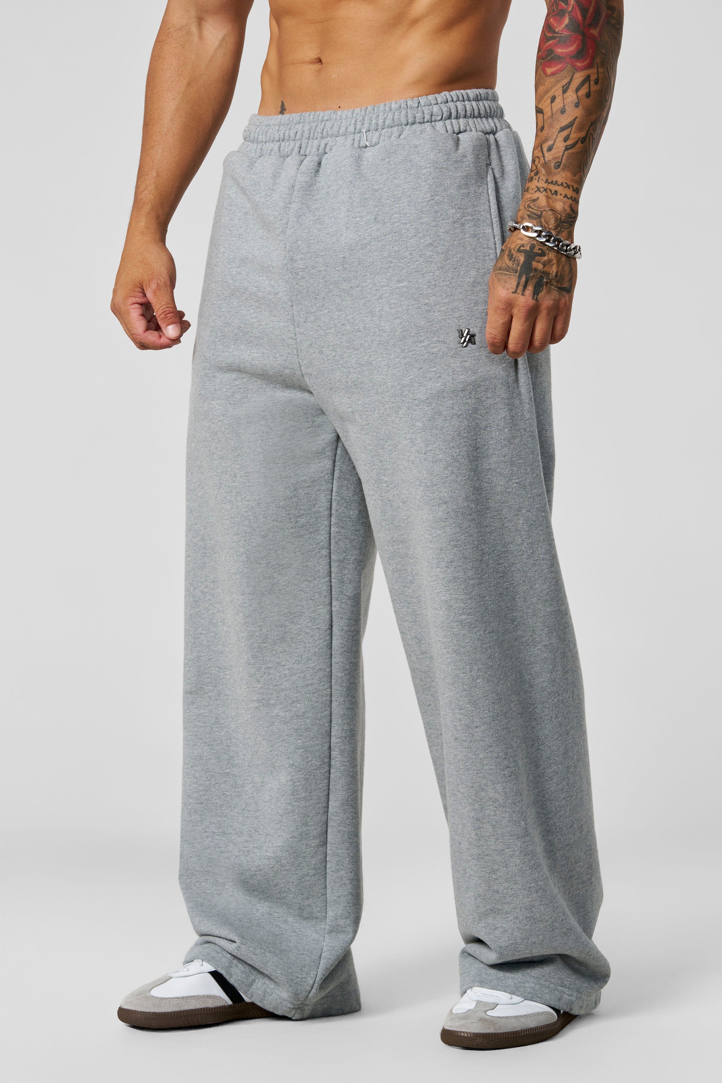 2067 - Elevated Essentials - Baggy Sweats - Heather Grey