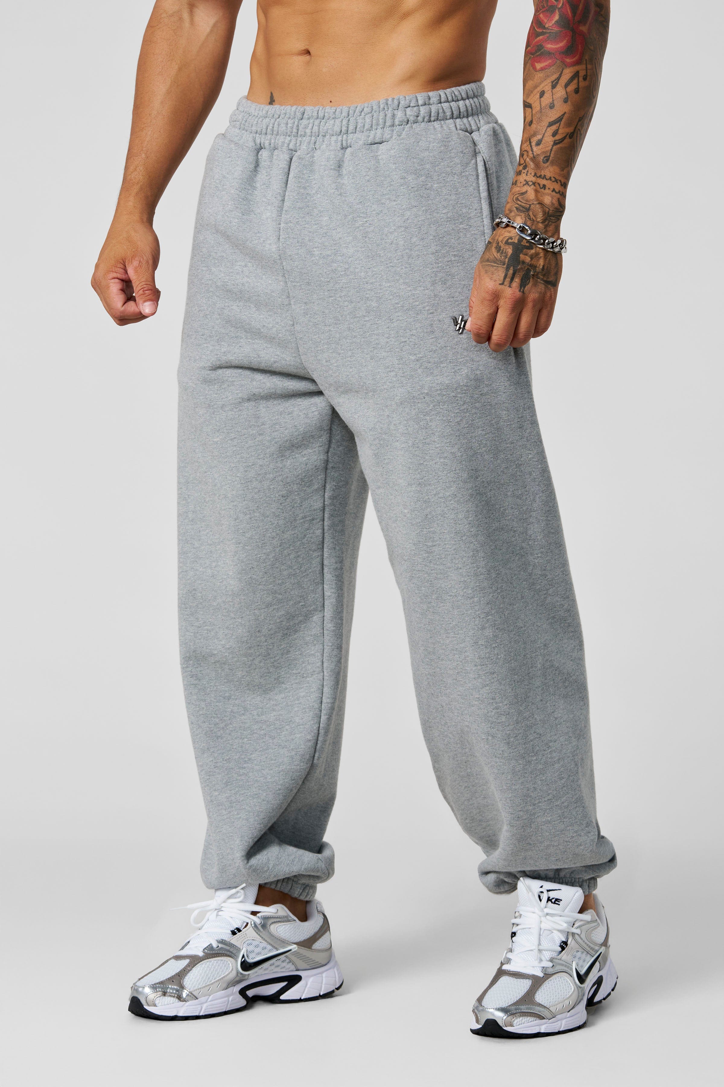 2069 - Elevated Essentials - Baggy Joggers - Heather Grey