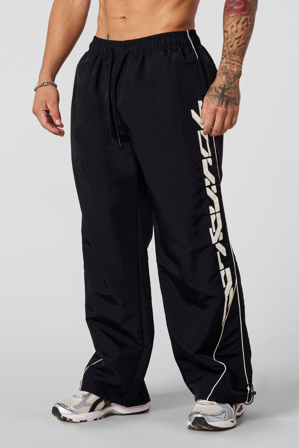2113 - Foundation Track Pants - Black
