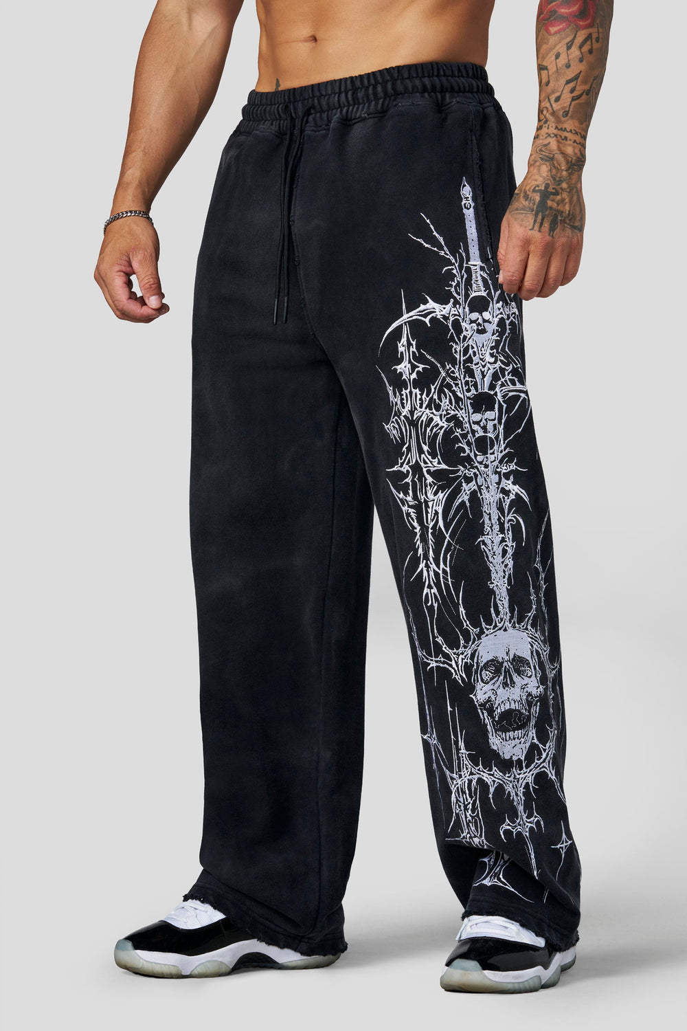 2122 - Eternal Embroidered Sweats - Black Wash