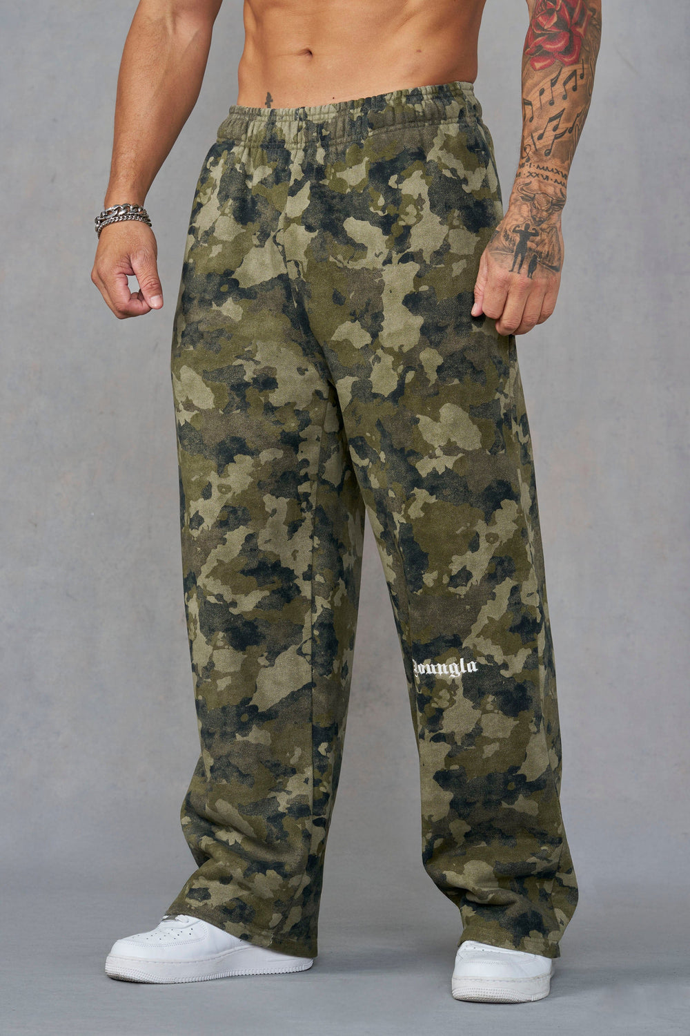 2129 - Core Baggy Sweats - Green Camo