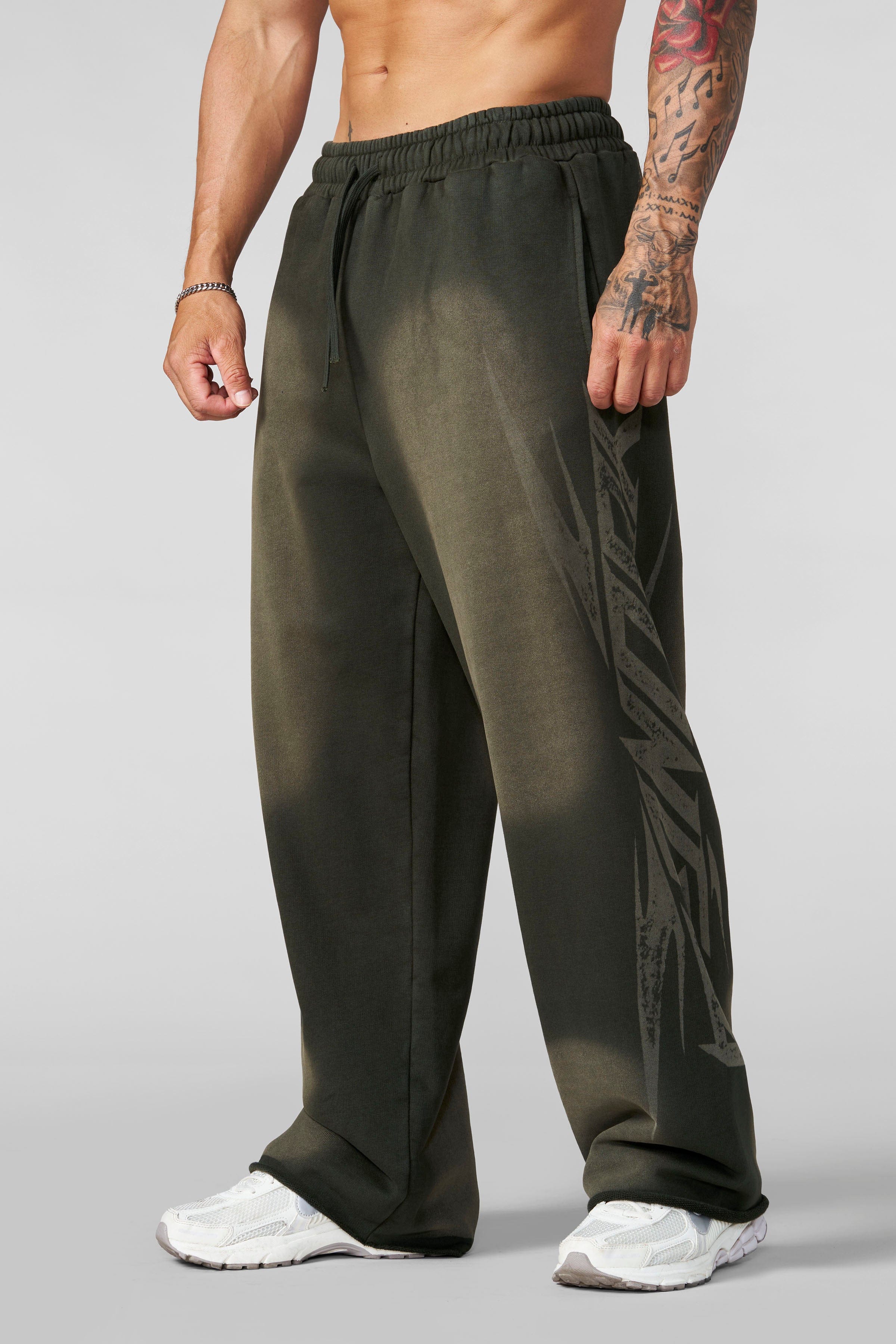 2144 - Shadow Sweats - Hunter Green Wash