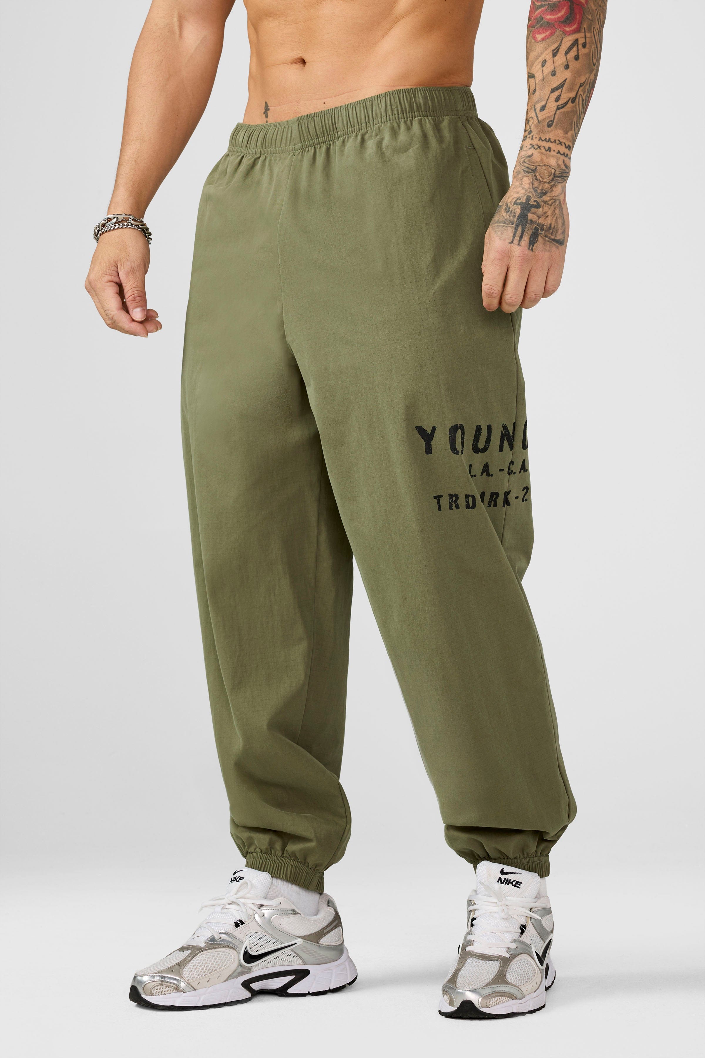 2162 - Elevated Pump Cover Joggers - Olive Wash