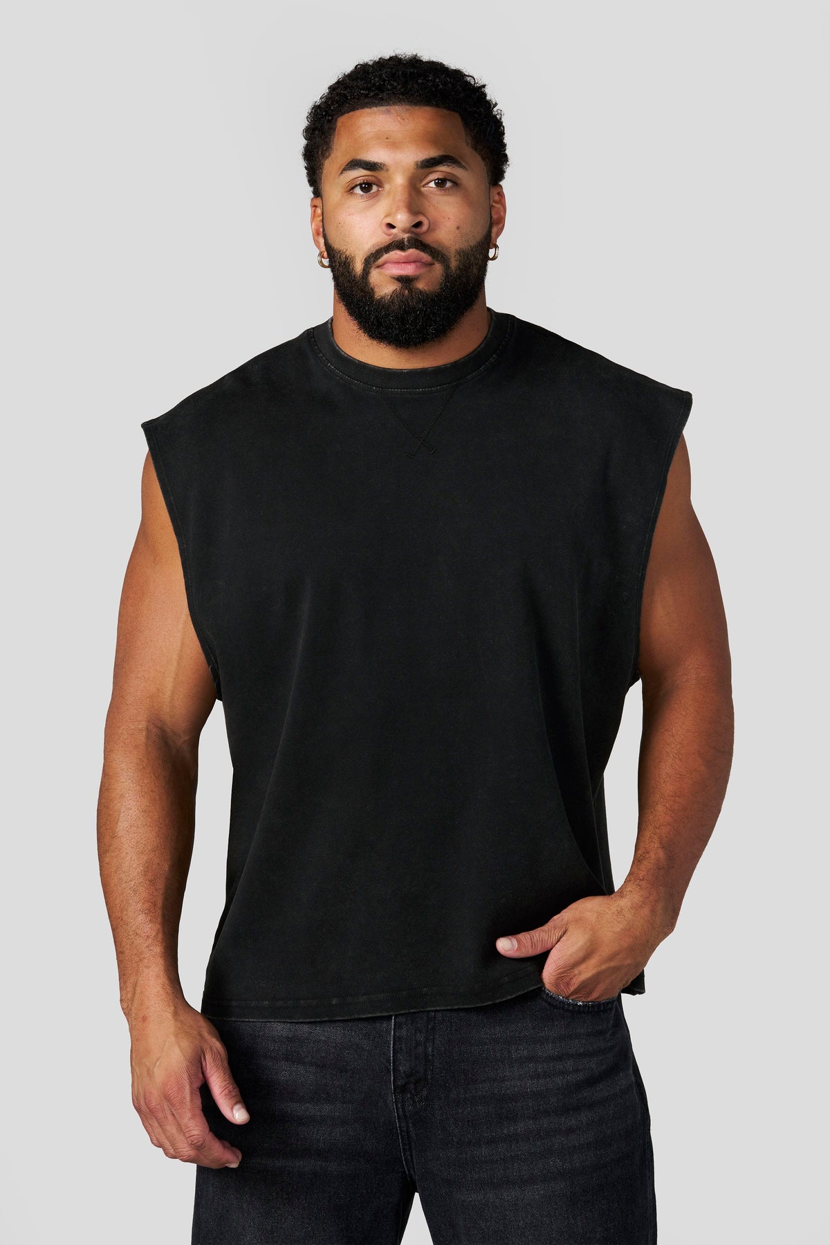 3019 - Elevated Cut-Offs - Black