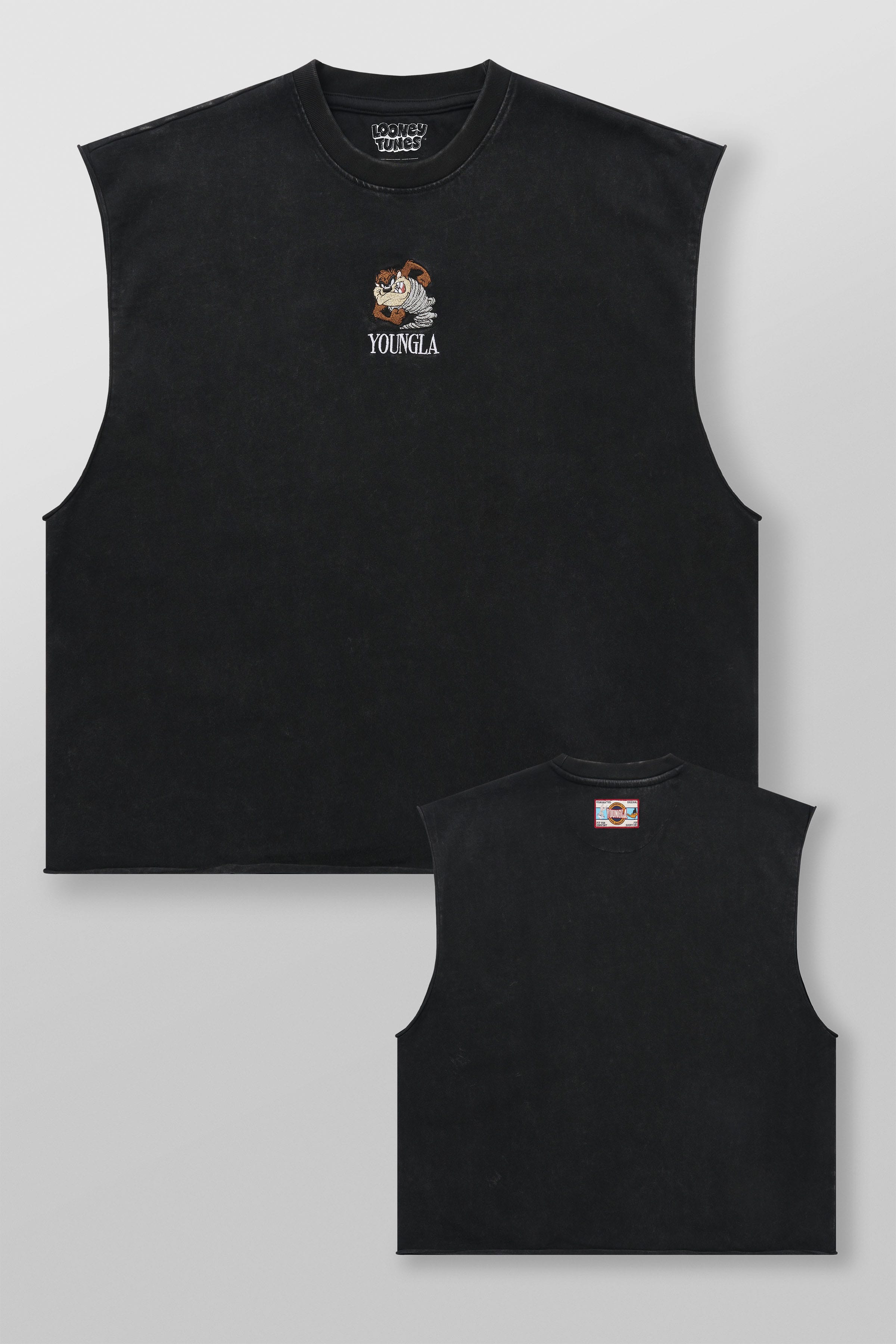 3107 - Looney Tunes Embroidered Cut-offs - Taz C
