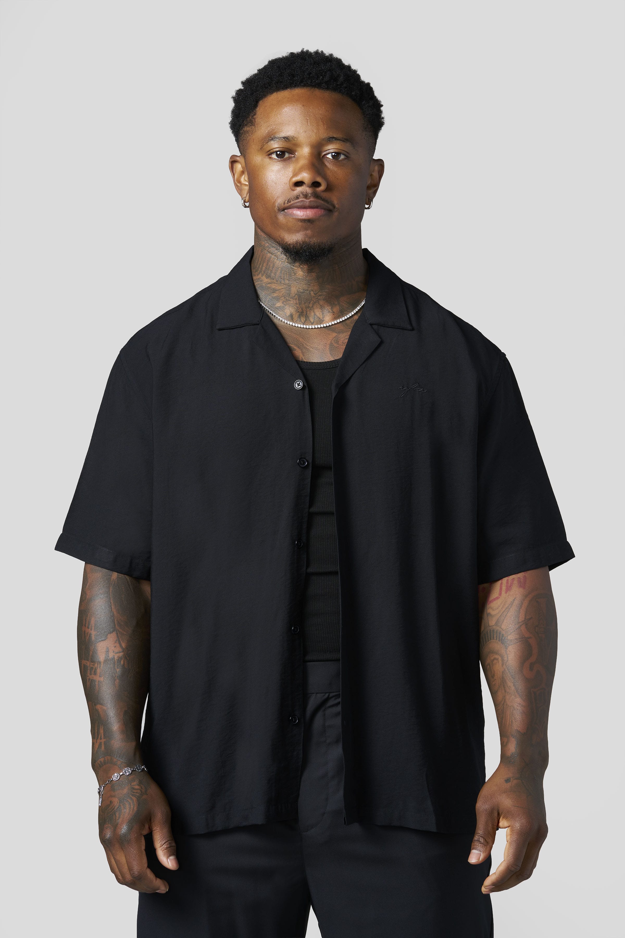 4063 - Amalfi Button-Ups - Black