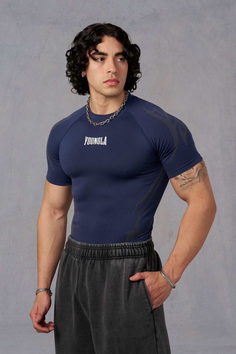 4067 - Gothic Compression Tees - Navy