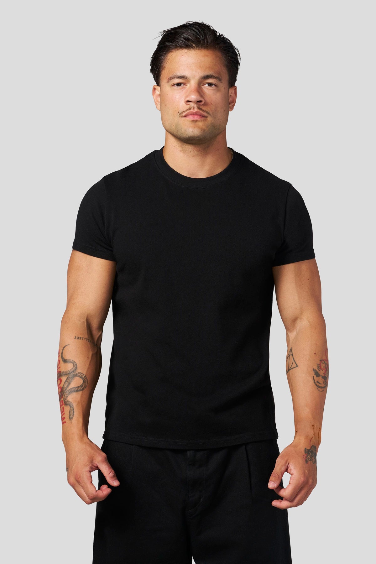 4309 - Muscle Tees - Black