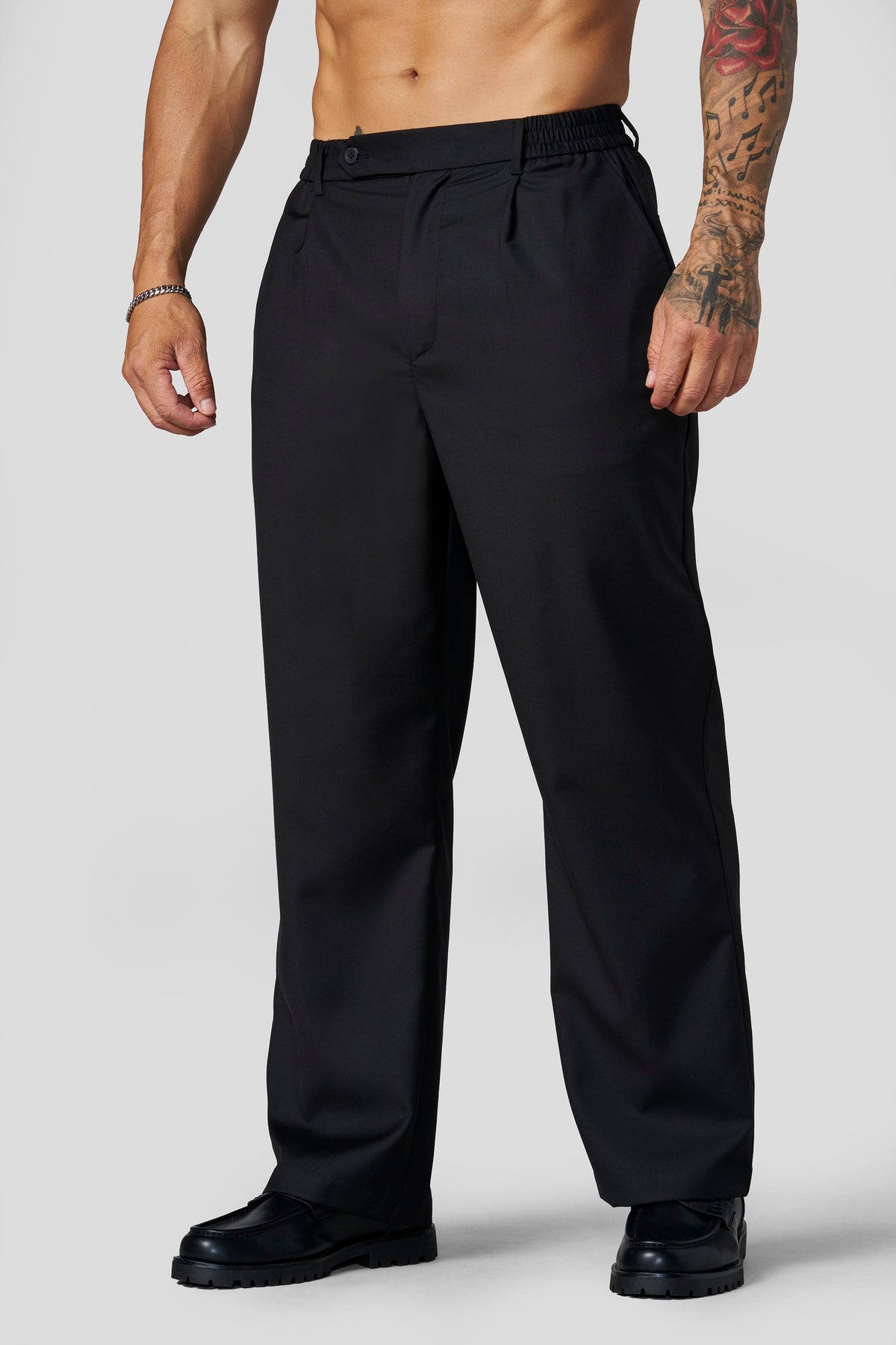 6003 - Pleated Slacks - Black