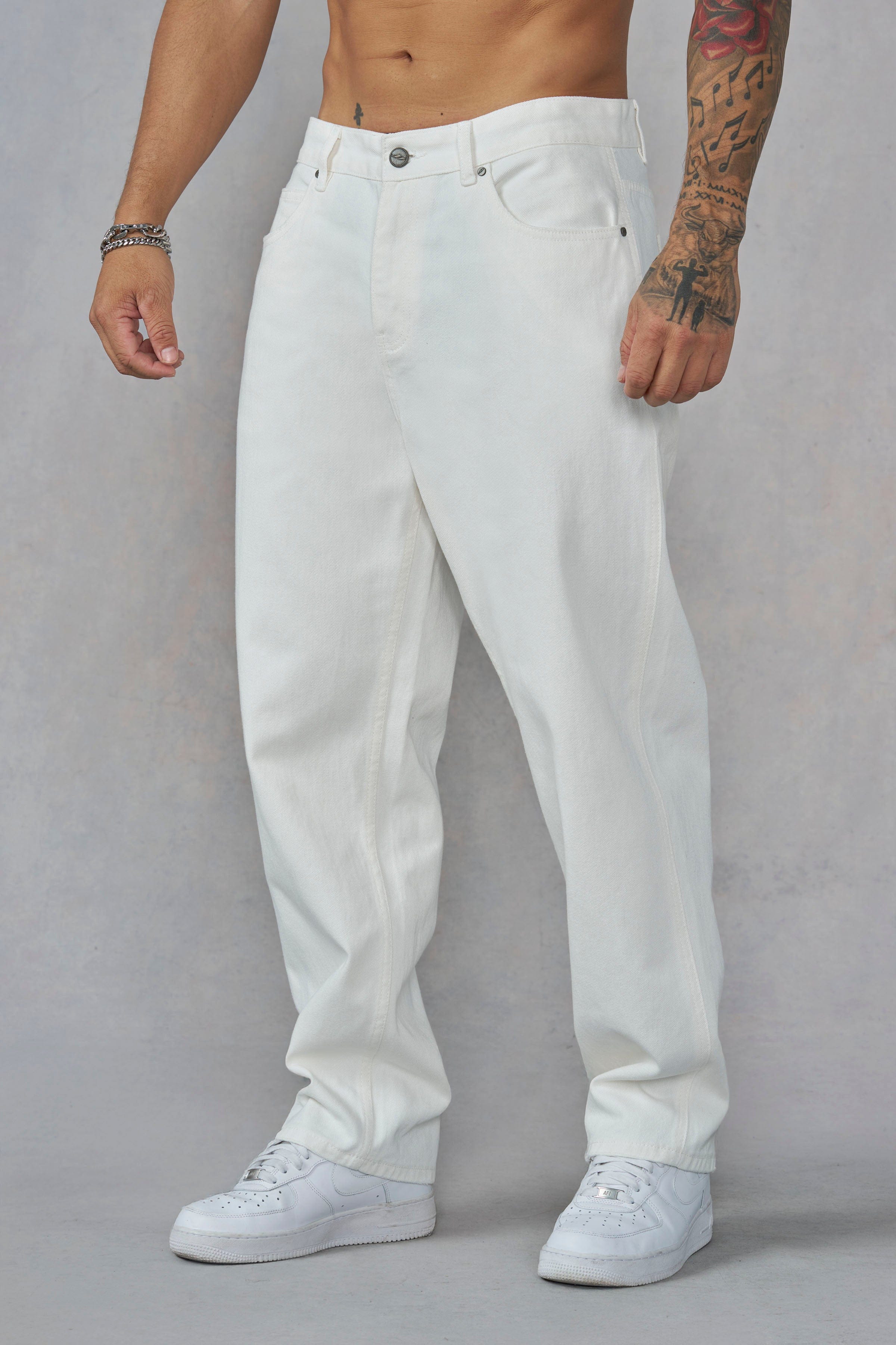 6052 - Straight Cut Jeans - White