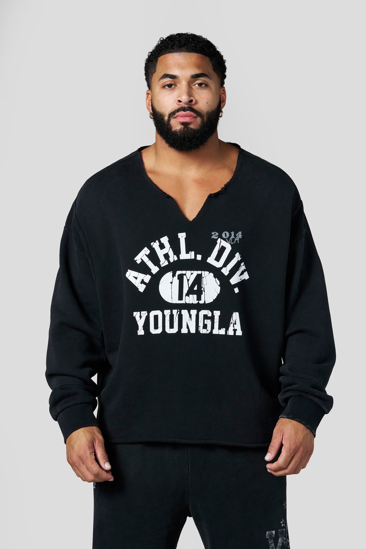 8098 - Golden Era Pump Cover Crewneck - Black Wash