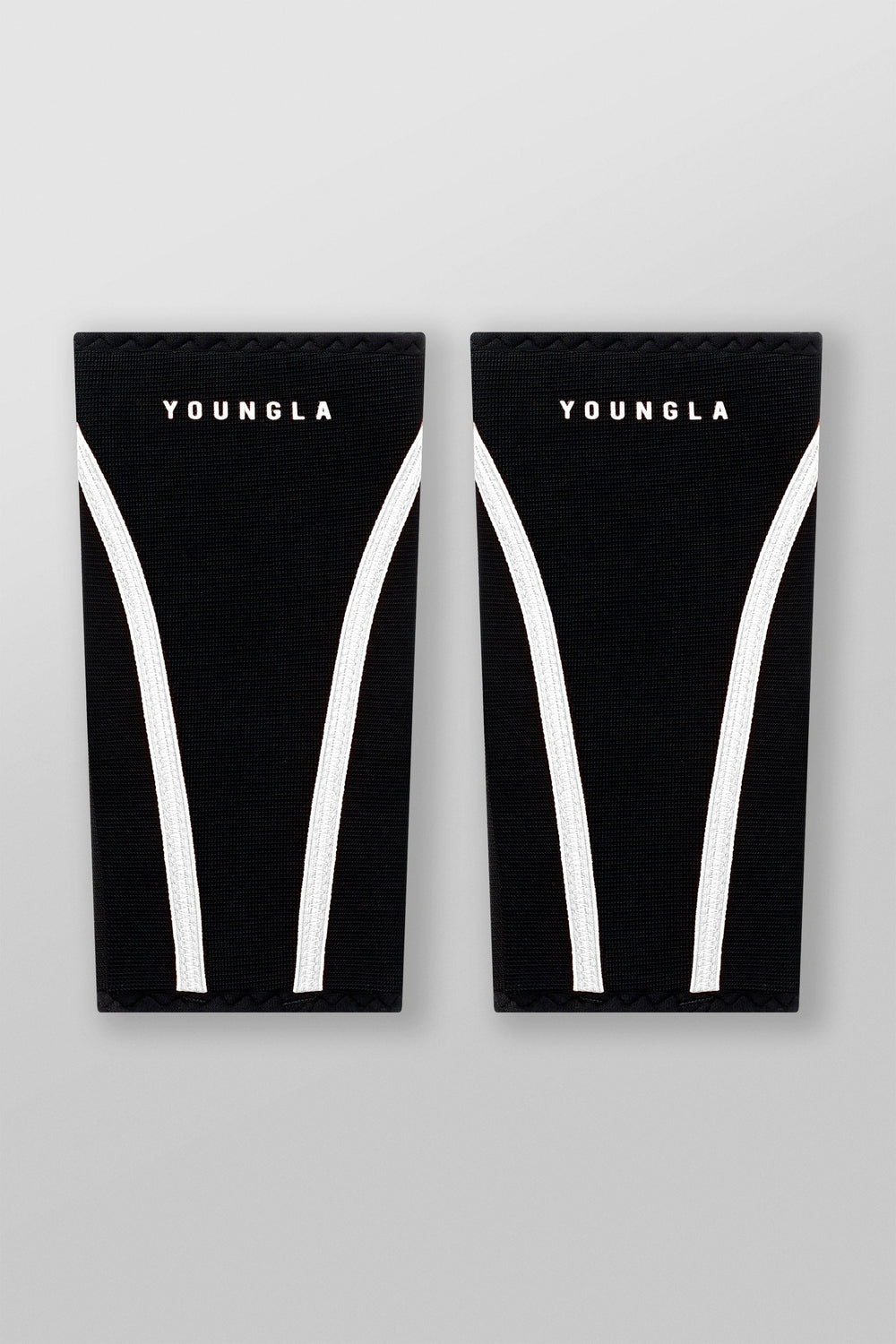 9035 - Knee Sleeves 2.0 - Black/White