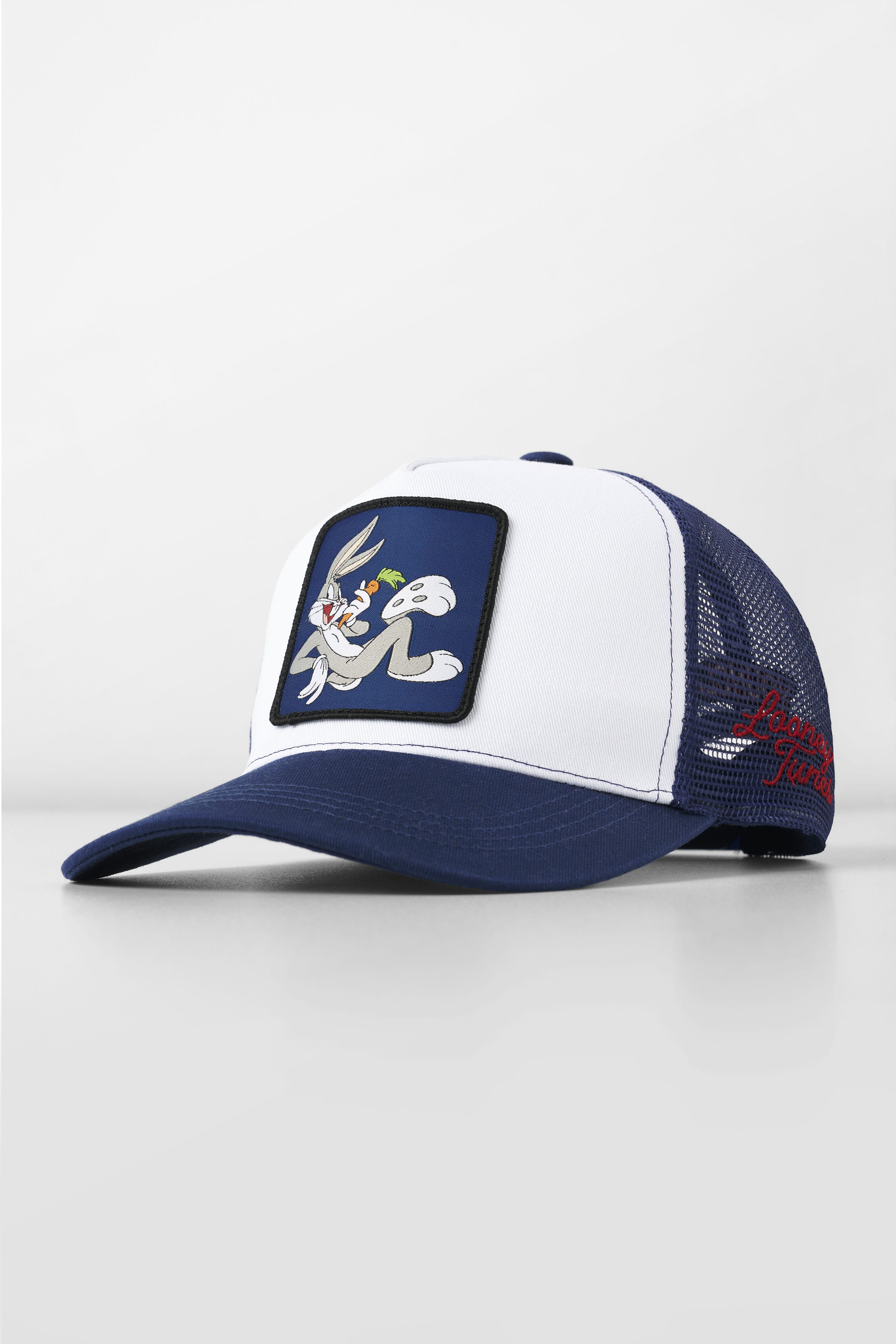 9135 - Looney Tunes Patch Trucker Hats - Bugs H