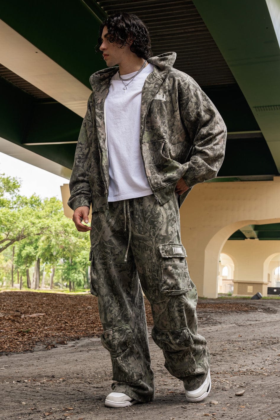 2033 - Heritage Cargo Sweats