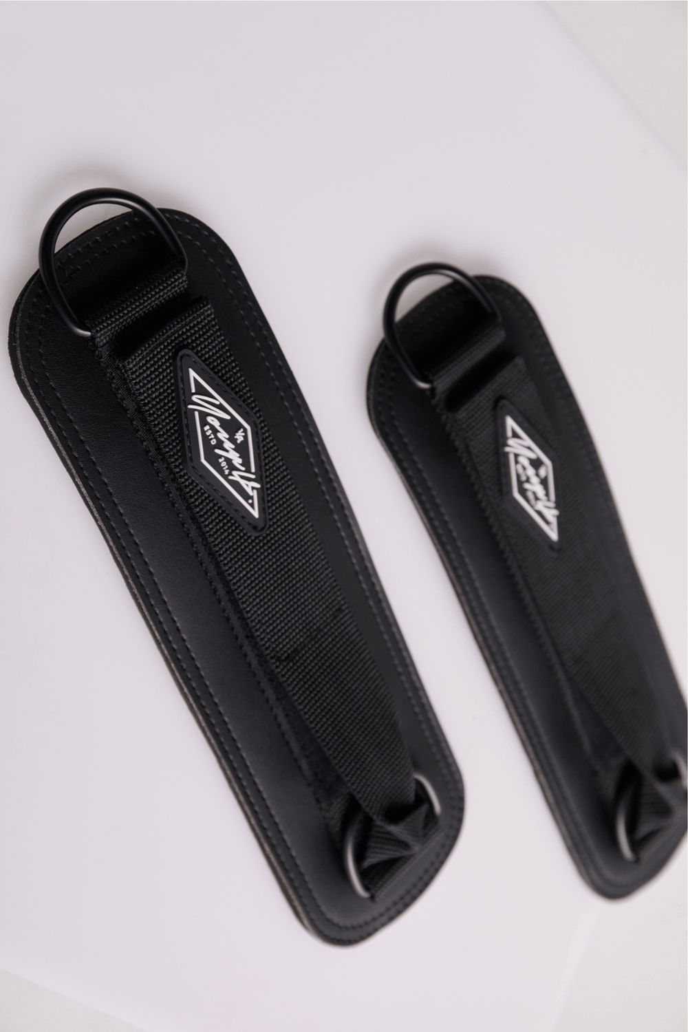 W615 ankle straps - Black