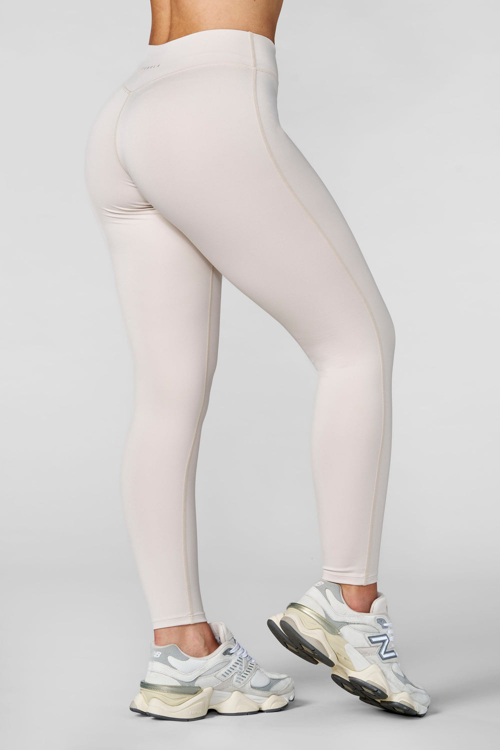 W273 Balance Leggings - Cream