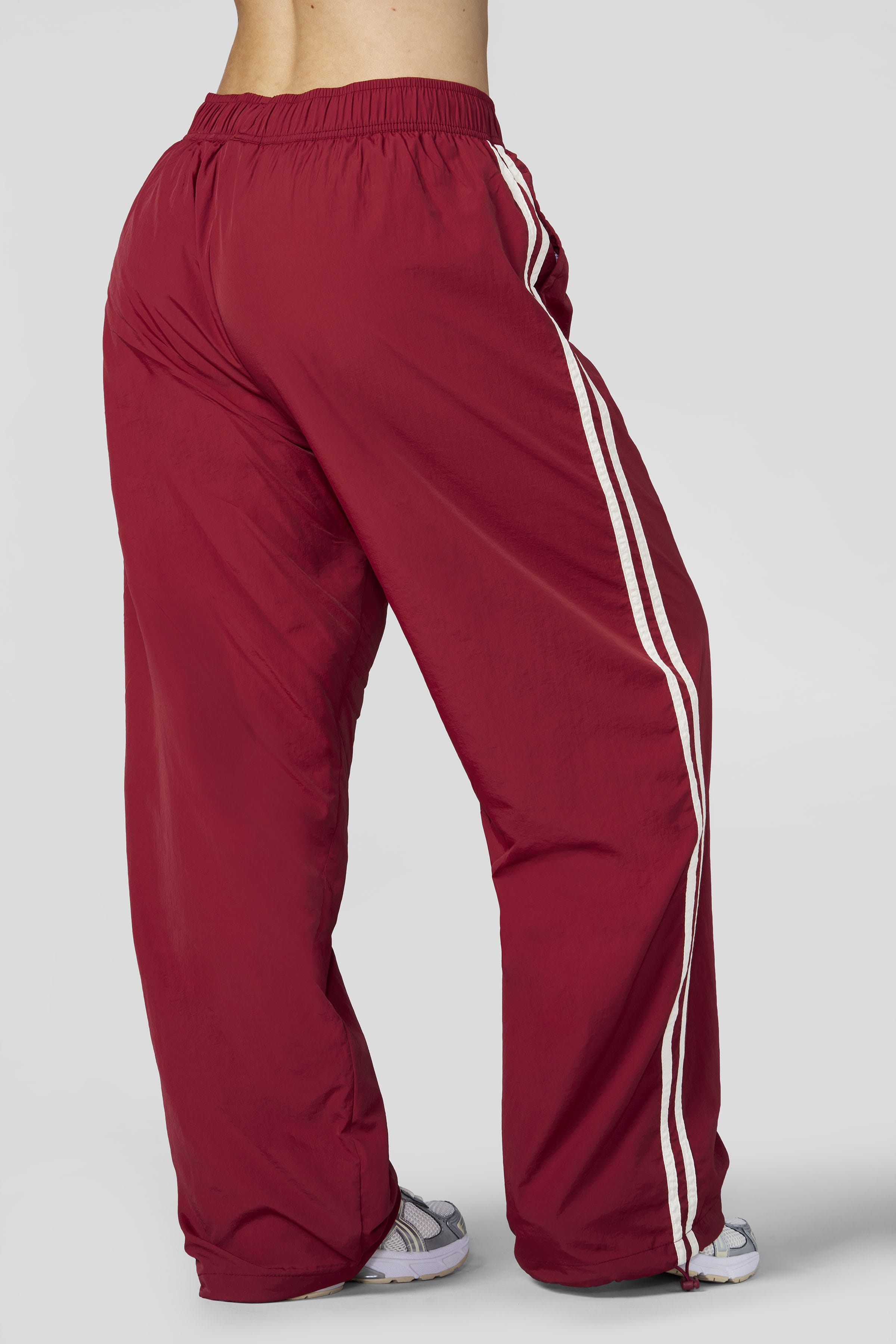 W2246 - Vintage Track Pant - Burgundy