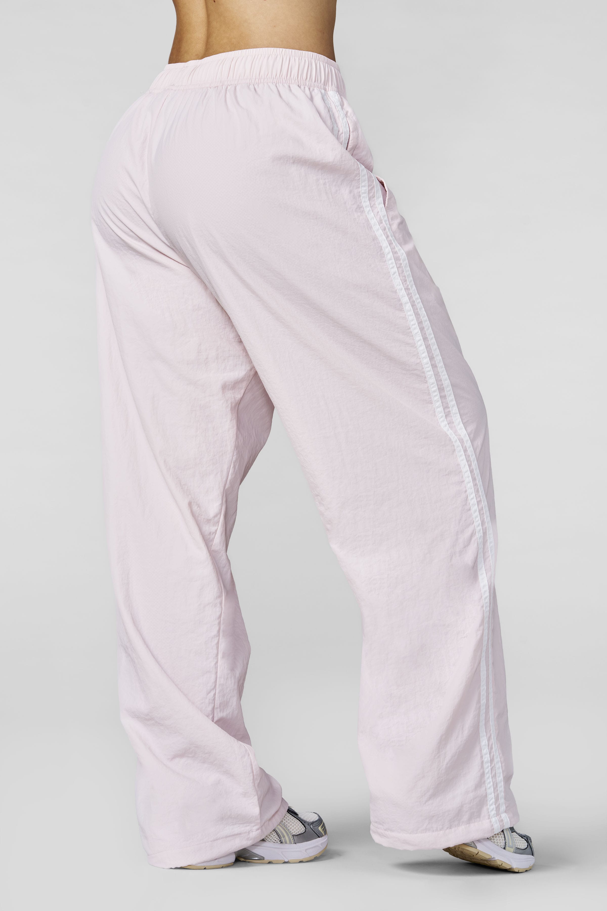 W2246 - Vintage Track Pant - Pink