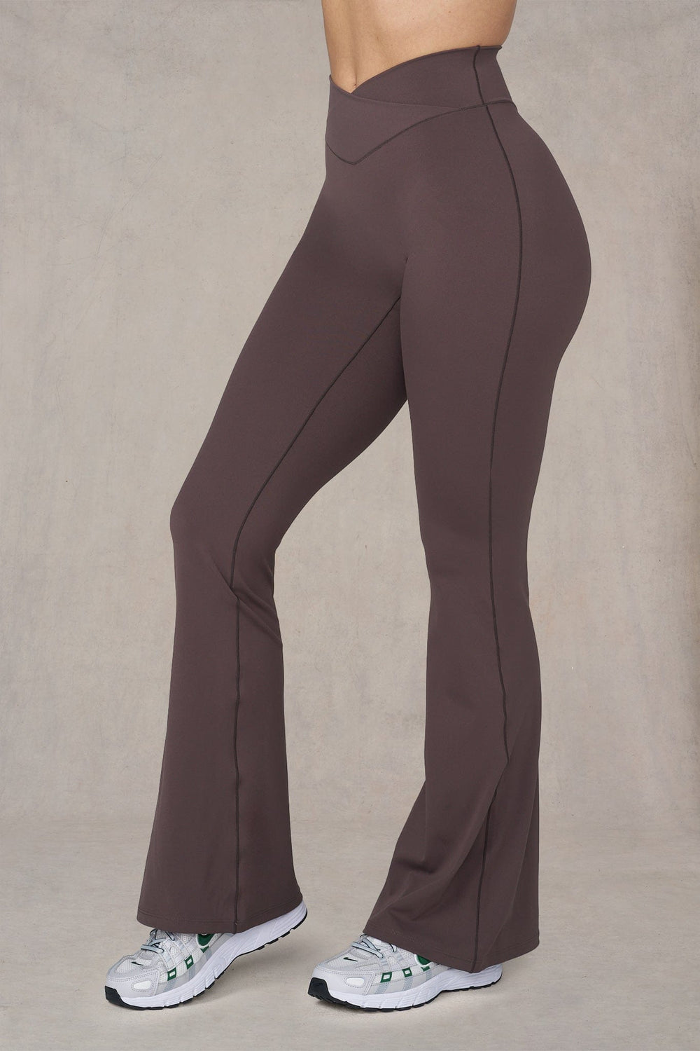 W288 - Vital Flare Leggings (Short) - Brown