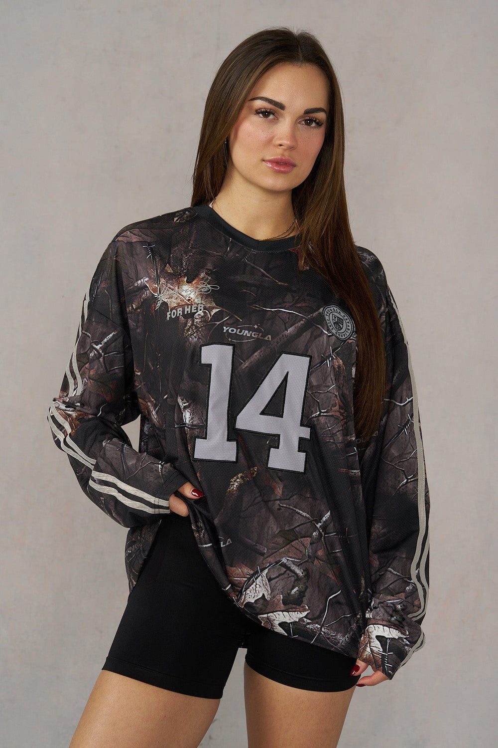 W4302 - Camo Longsleeve Jersey - Black Barbed Wire Camo