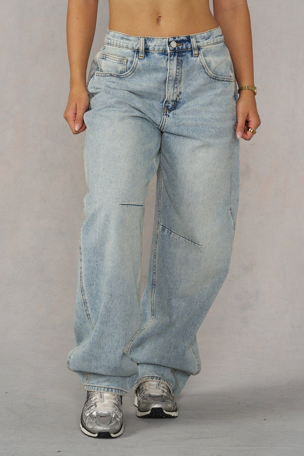 W2199 - 99 Barrel Jeans - Light Blue