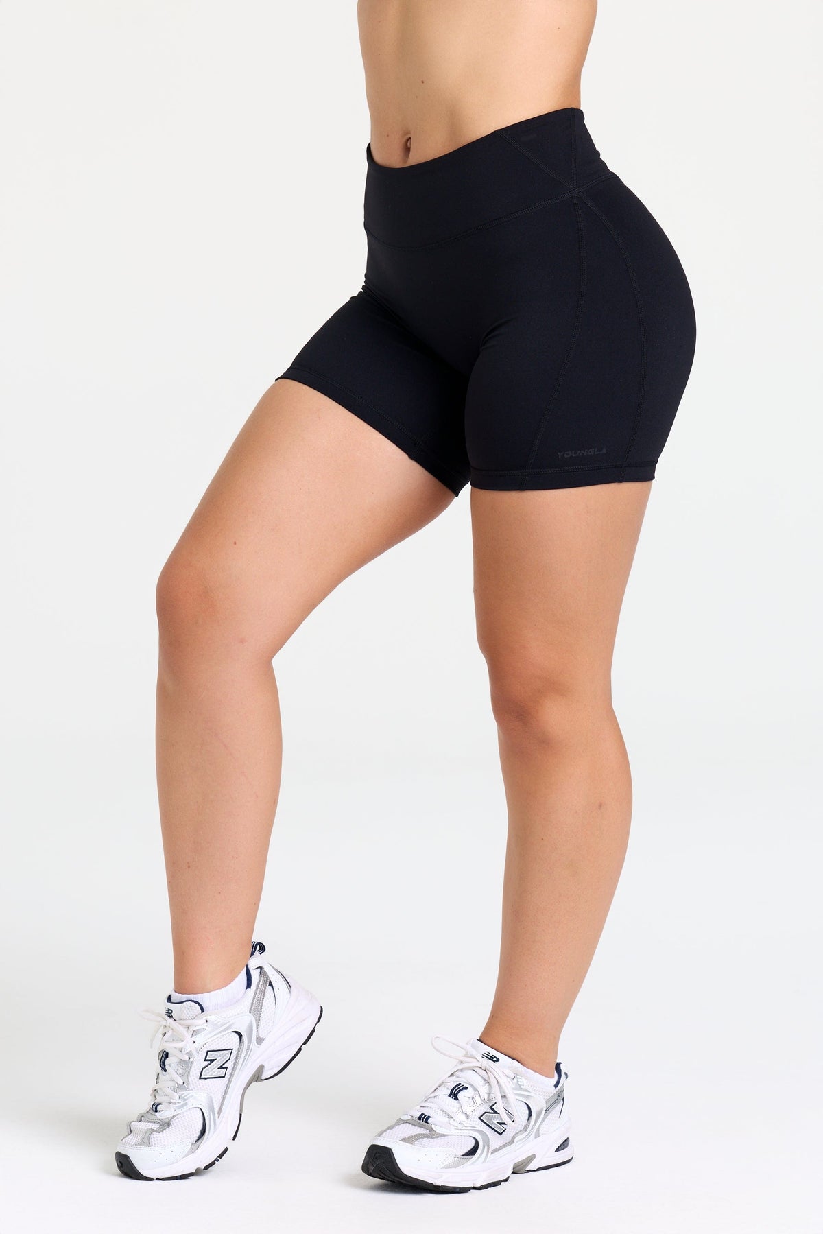 W160 Legacy Flow Shorts - Black