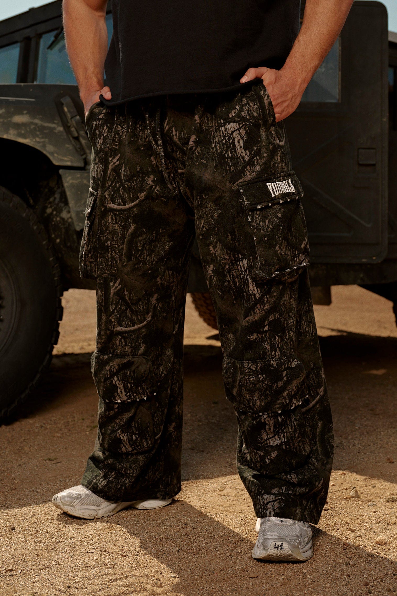 2033 - Heritage Cargo Sweats