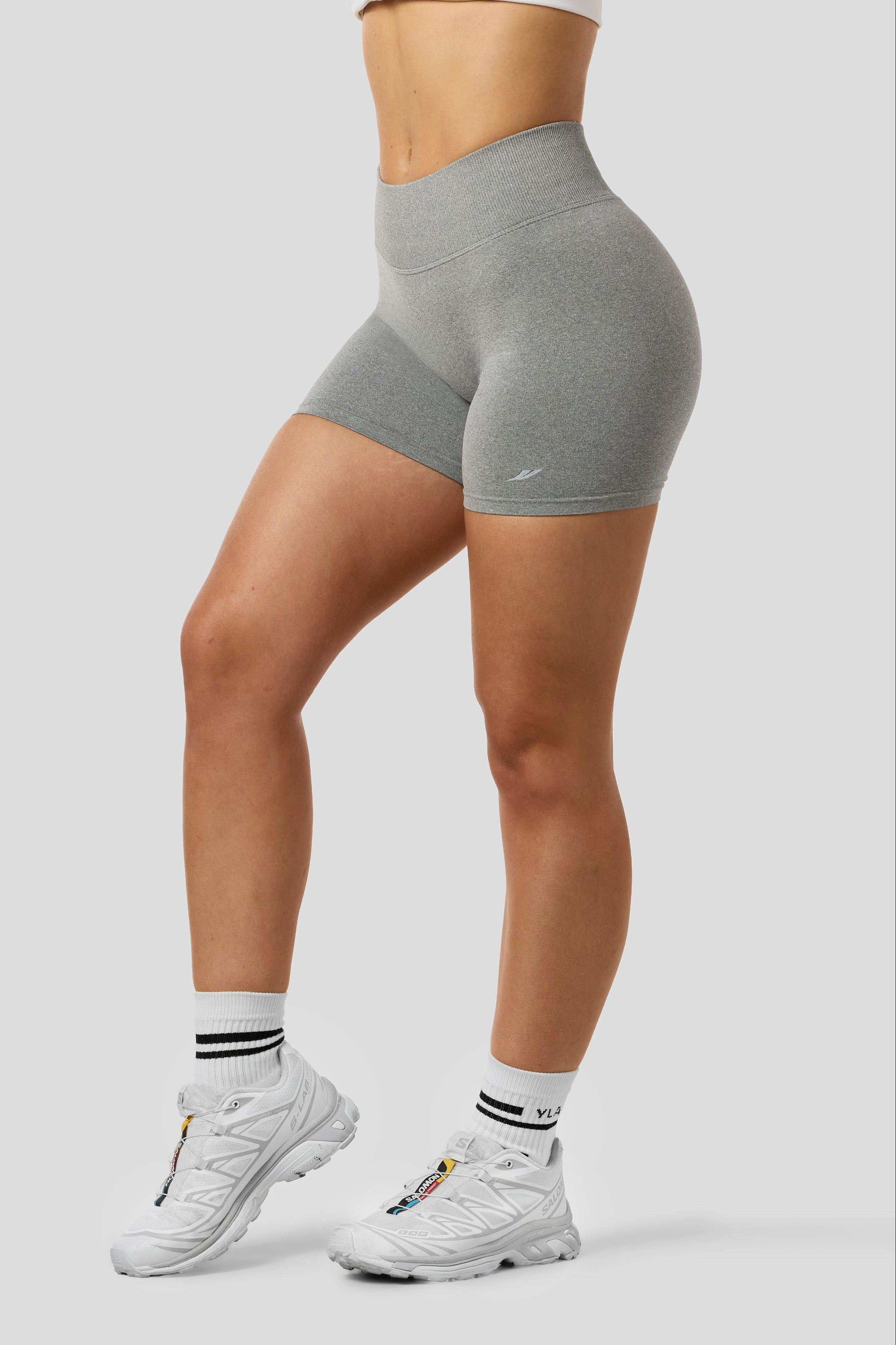 W1182 - Pulse Seamless Shorts - Marled Grey