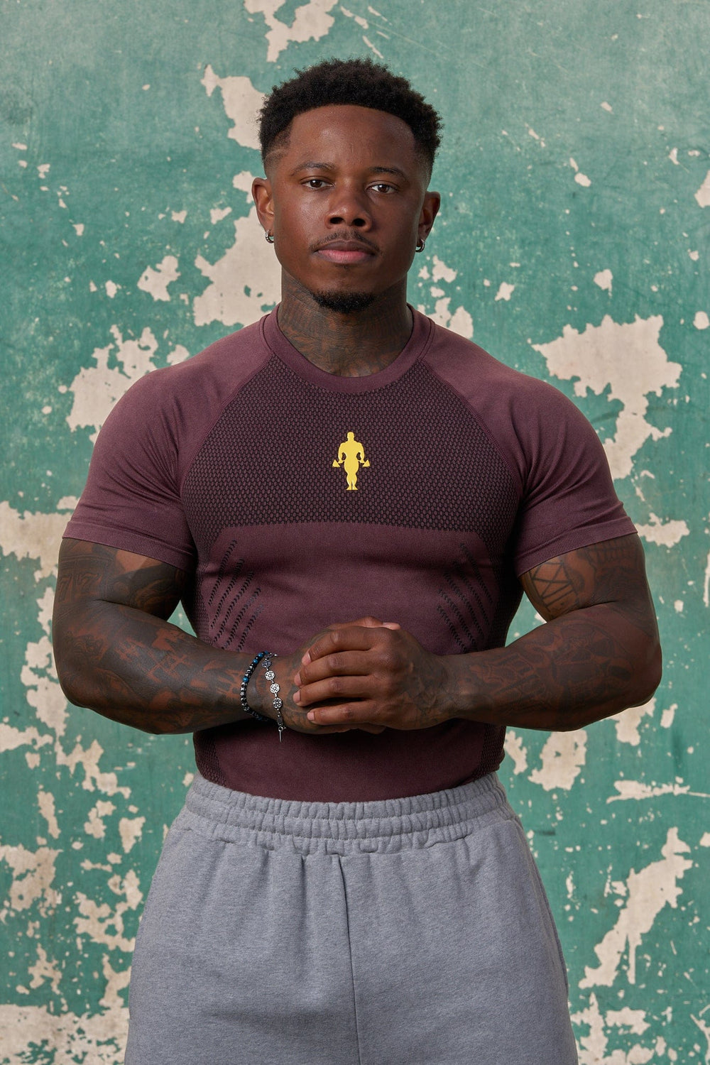 4286 - Gold's Iron Legacy Compression Tees - Burgundy